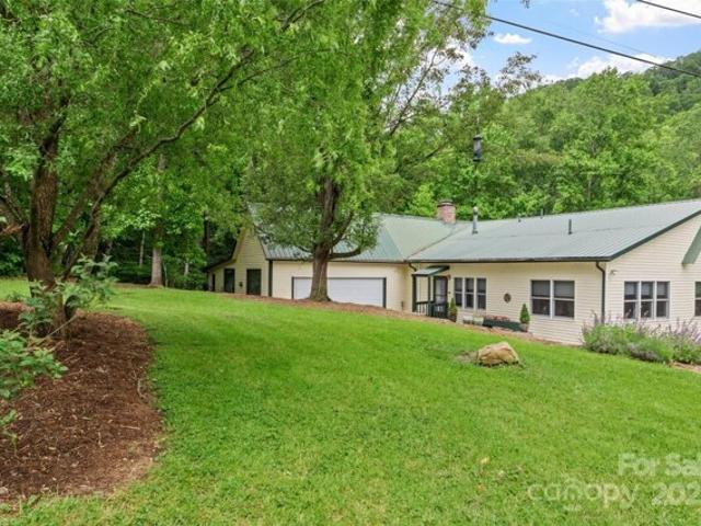 House for sale in Yancey, North Carolina