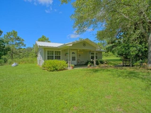 House for sale in Hemphill, Texas