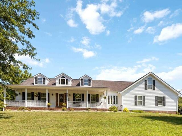 House for sale in Stanford, Kentucky