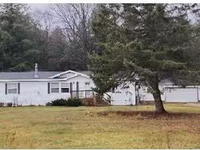 House for sale in Escanaba