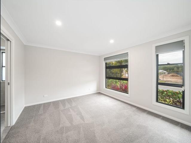 House for rent in Thrumster, New South Wales
