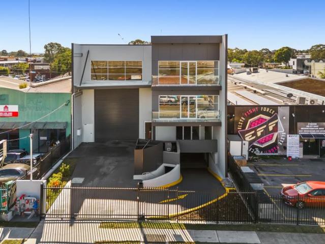 Warehouse for rent in Sefton Town Centre, Sydney