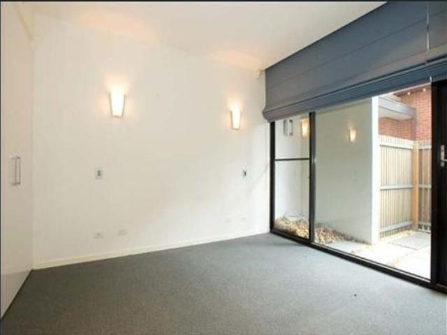 Apartment for rent in Elwood, Melbourne