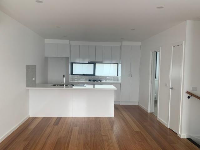 Townhouse for rent in Pascoe Vale, Melbourne