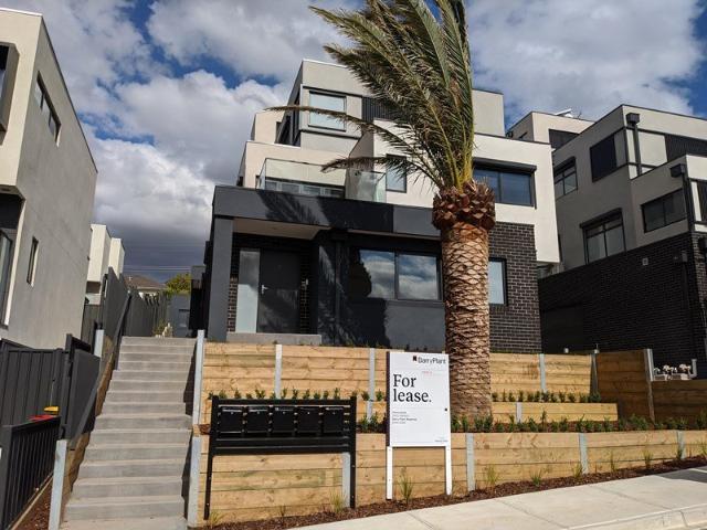 Townhouse for rent in Pascoe Vale, Melbourne