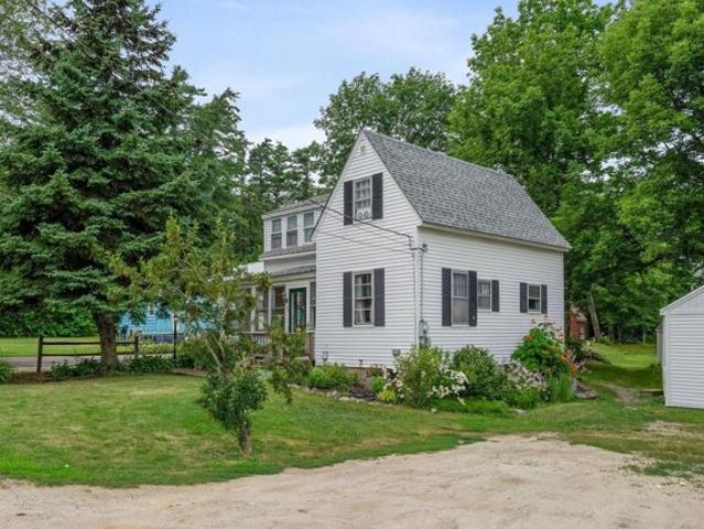 House for sale in Maine