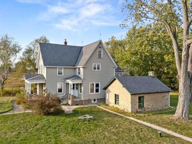 House for sale in Cedarburg House for sale in Cedarburg