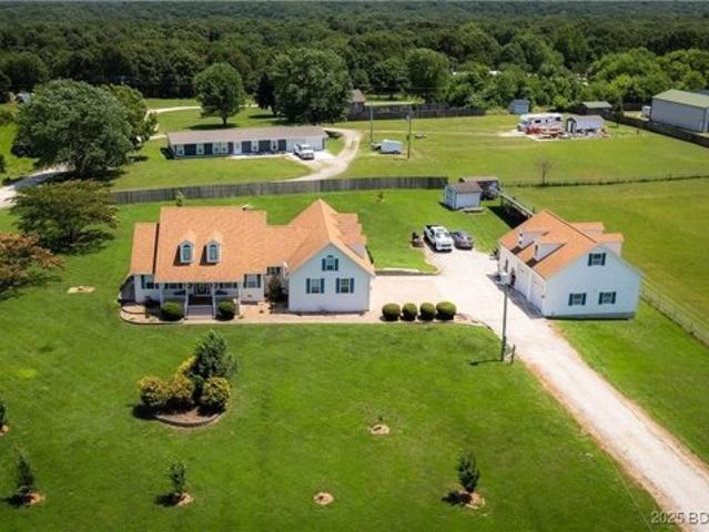 House for sale in Linn Creek House for sale in Linn Creek