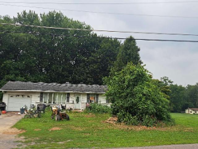 House for sale in Dalmatia, Pennsylvania