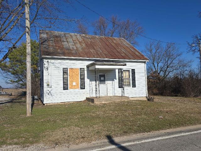 House for sale in Monroe, Illinois