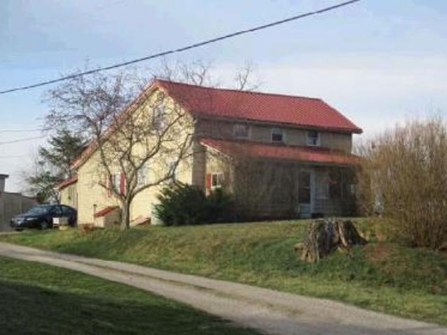House for sale in Reedsville, Ohio