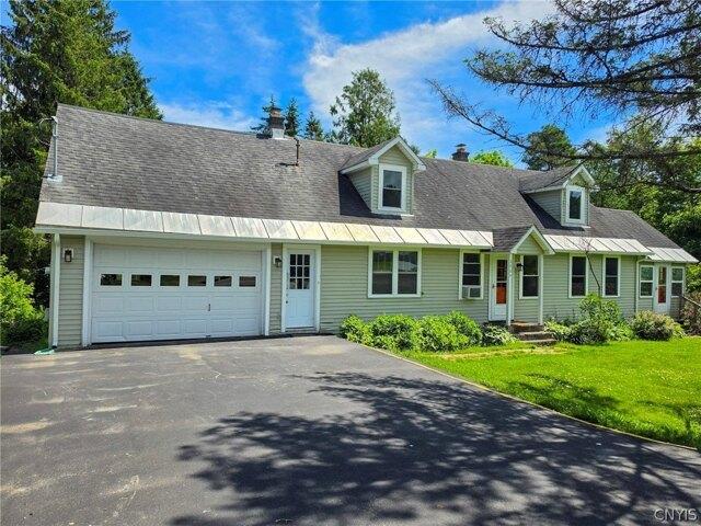 House for sale in Oneida, New York