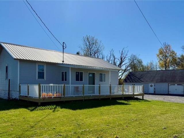 House for sale in Town of Ava, Oneida