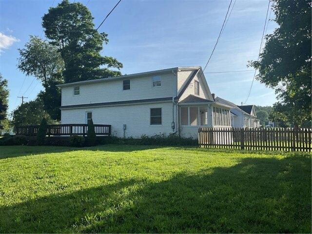 House for sale in Locke