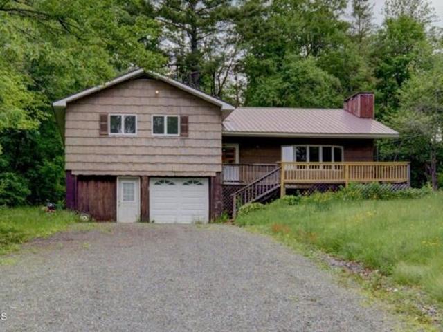 House for sale in Speculator