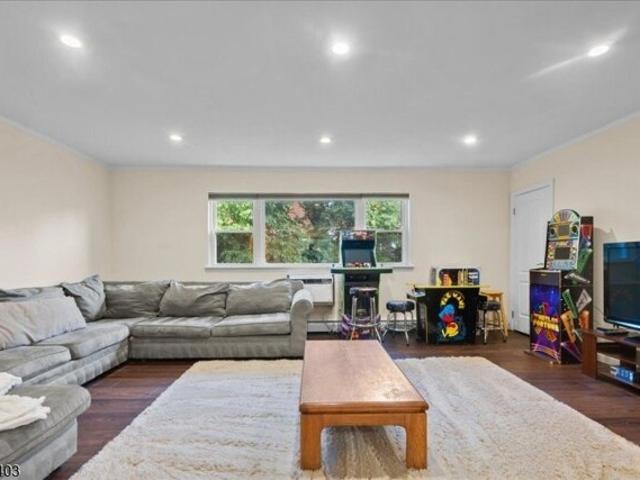 Condo for sale in Parsippany, New Jersey