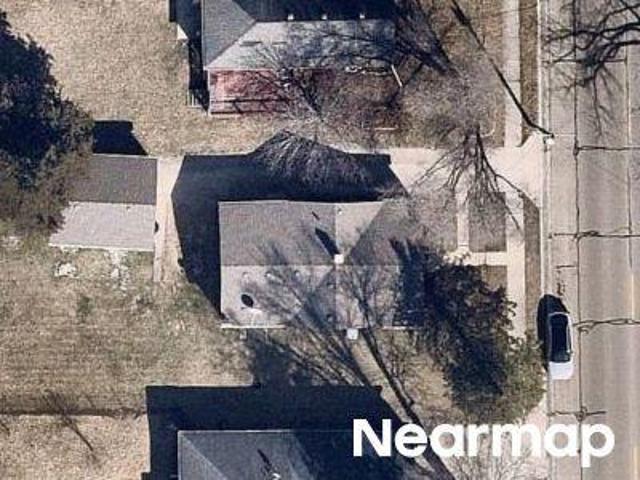 House for sale in Ottawa, Illinois