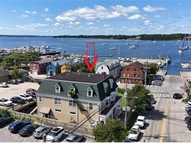 Condo for sale in Bristol