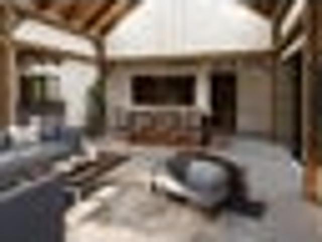 House for sale in Awhitu