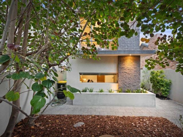 House for sale in Scarborough, City of Stirling