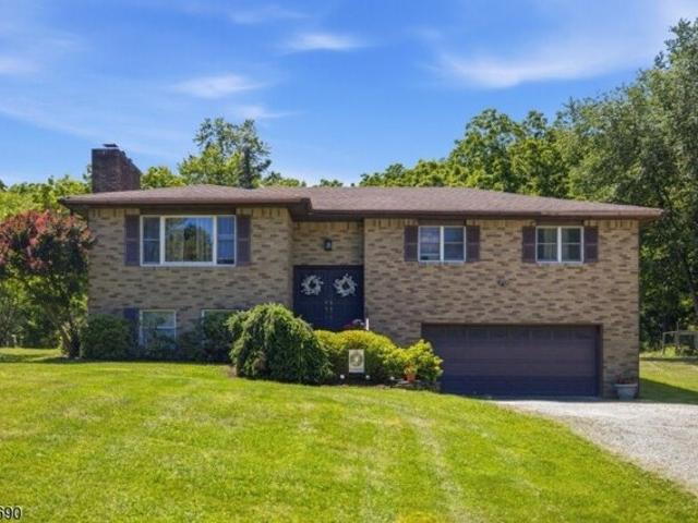 House for sale in Lafayette, New Jersey