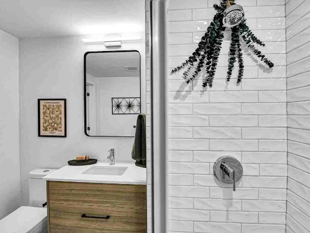 Apartment for rent in Mulhurst Bay, Ontario