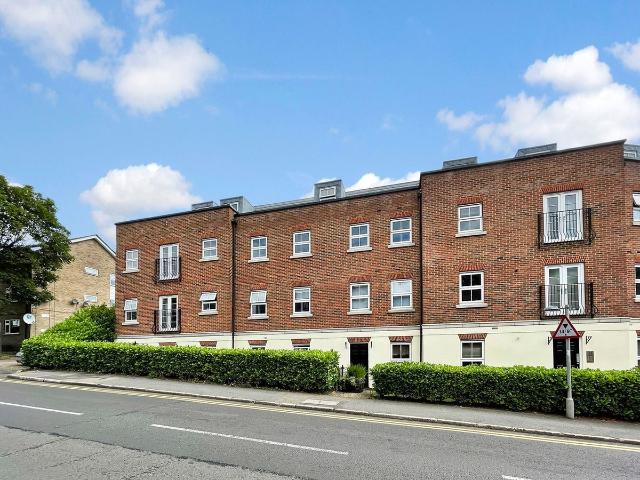 Apartment for rent in Amersham
