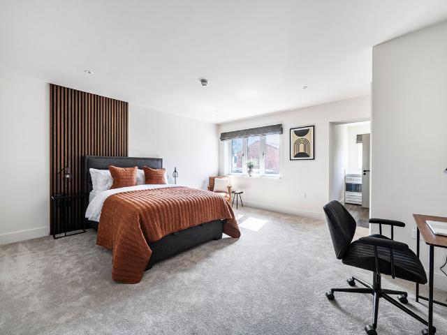 Studio for rent in Westborough, Surrey