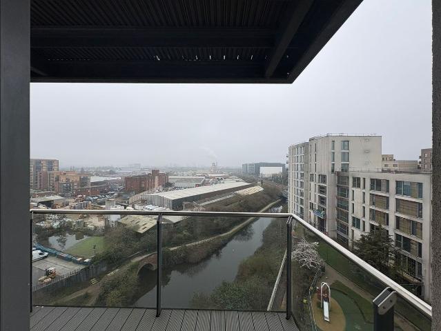 Apartment for rent in Hayes, Greater London