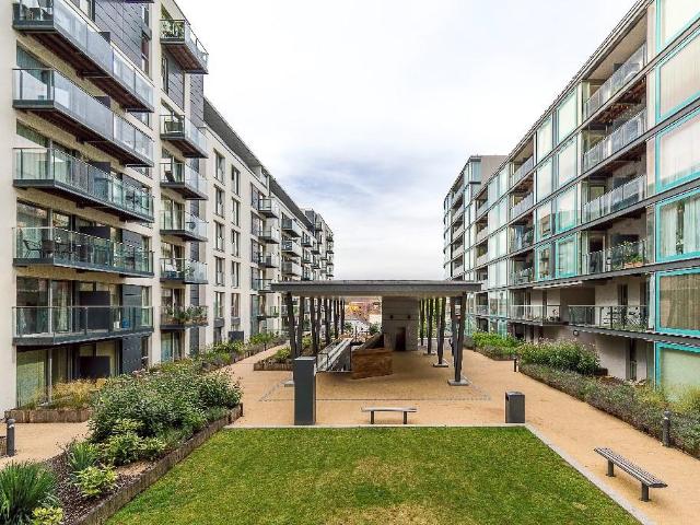 Apartment for rent in Hayes, Greater London