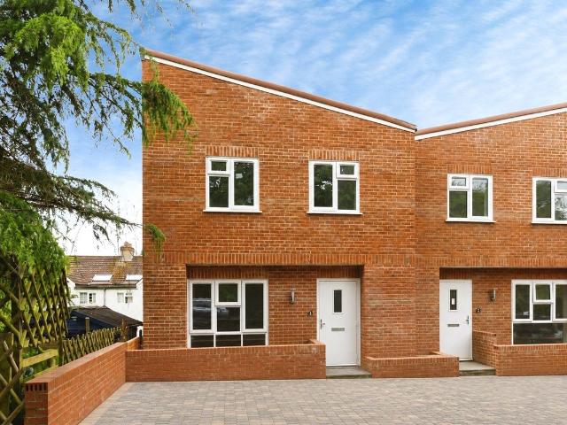 Apartment for rent in Whyteleafe, Tandridge