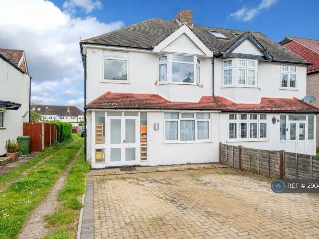 House for rent in Stoneleigh, Ewell