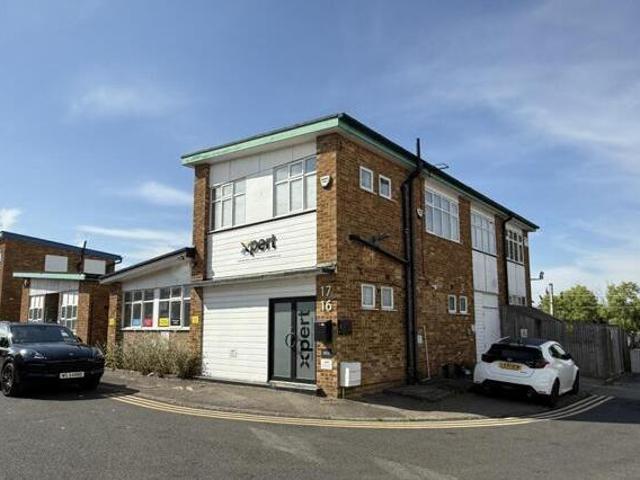 House for sale in Potters Bar, Hertfordshire