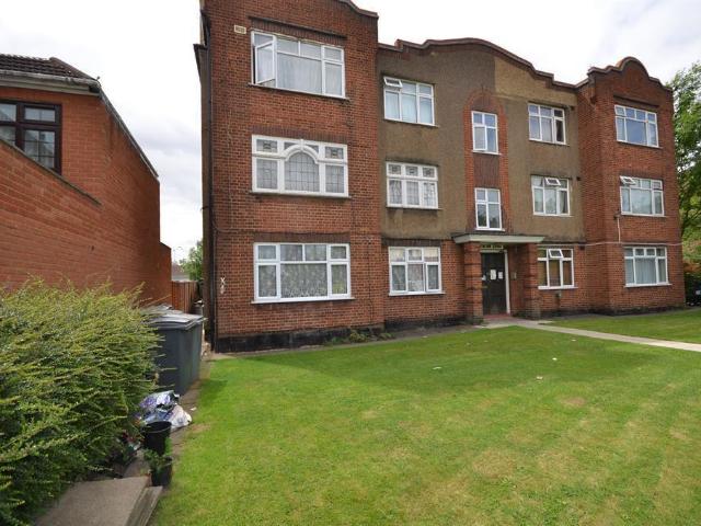 Apartment for rent in North Wembley, Greater London