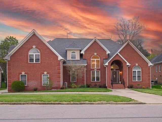 House for sale in Old Hickory