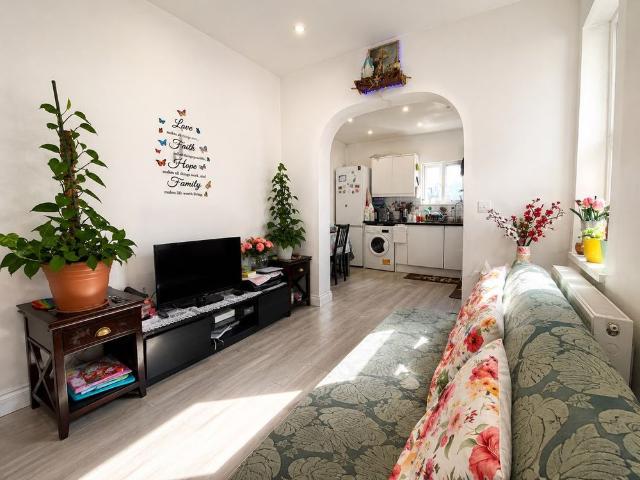 Apartment for rent in Sudbury, Greater London