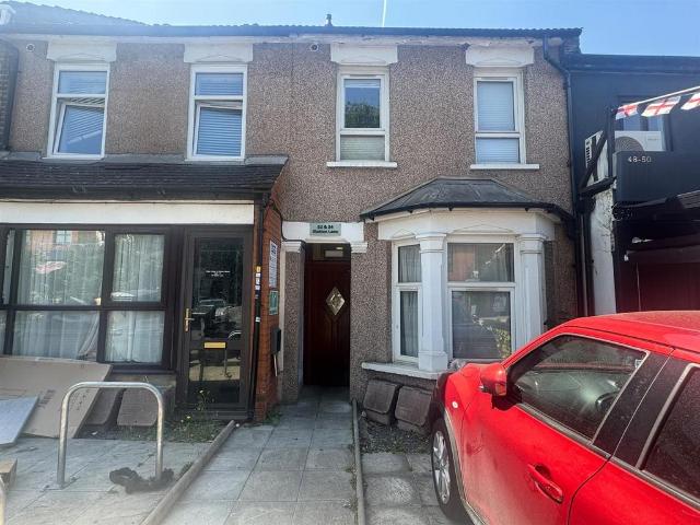 Apartment for rent in London Borough of Havering, Greater London