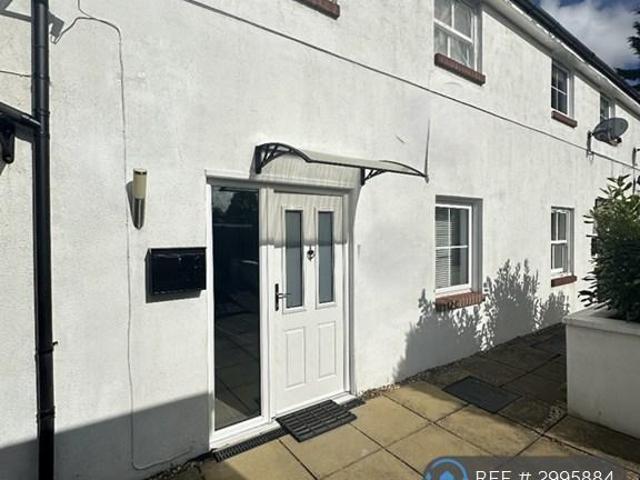 Apartment for rent in Addlestone, Runnymede