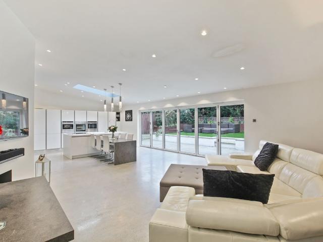 Apartment for rent in New Barnet, Greater London