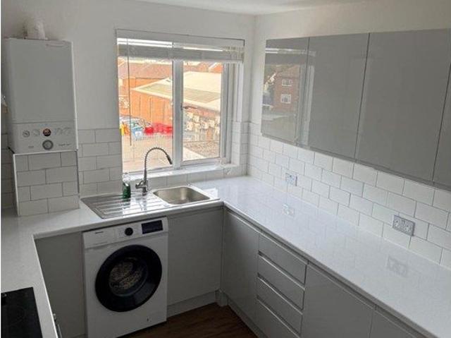 Apartment for rent in Beaconsfield, Knotty Green