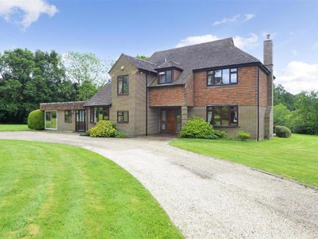 House for rent in Littlecote, West Sussex