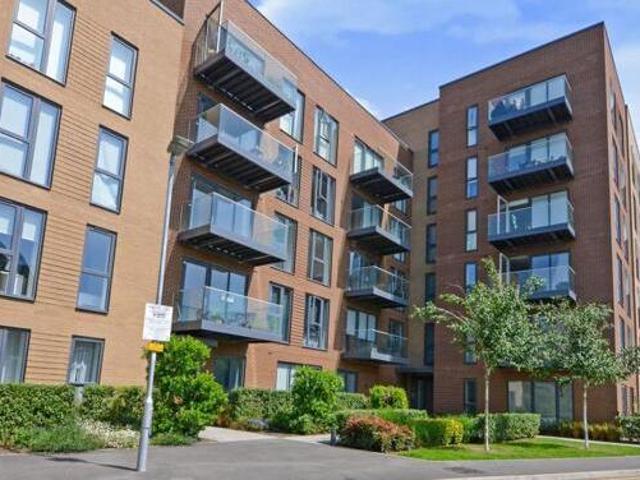 House for sale in Elstree and Borehamwood, Borehamwood