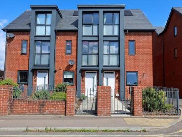 House for sale in World's End, Perryfields