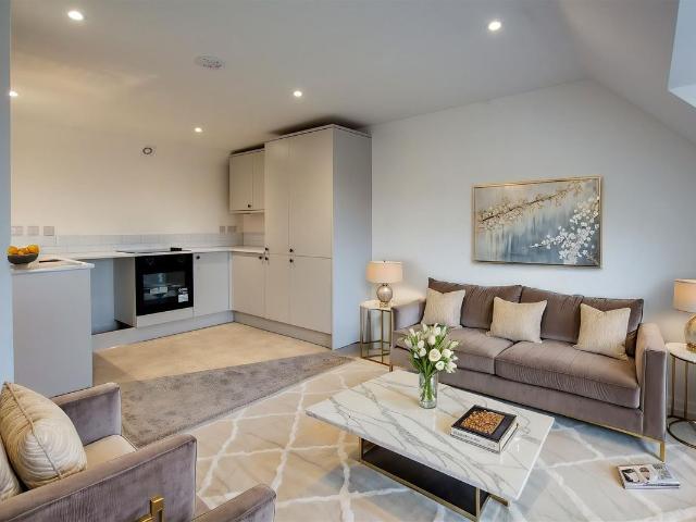 Apartment for rent in World's End, Mid Sussex