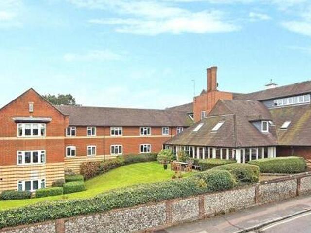 House for sale in Pachesham Park, Surrey