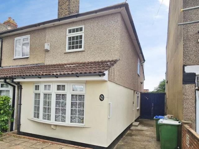 House for rent in Crayford, Greater London