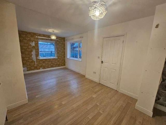 Apartment for rent in Desborough