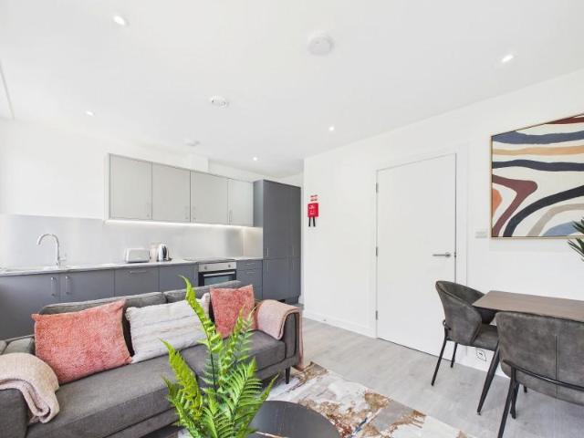 Apartment for rent in Egham, Runnymede