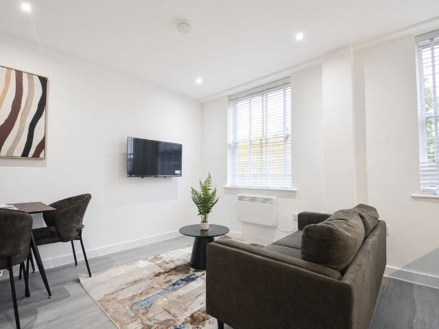 Apartment for rent in Egham, Runnymede