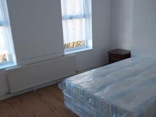House for rent in Lyons, Greater London